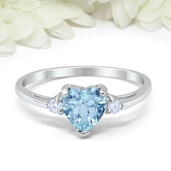 Huitan Mood Ring with Lovely Heart Design Brilliant CZ Prong Setting Silver Plated Best Christmas New Year Gift Rings for Women